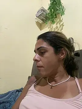 Snapshot of sabrinaneves chatting on April 4, 2026, 10:29 pm sabrinaneves online show from April 4, 2026, 10:29 pm