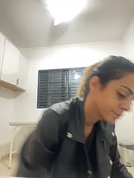 Snapshot of sabrinaneves chatting on June 12, 2026, 3:11 pm sabrinaneves online show from June 12, 2026, 3:11 pm