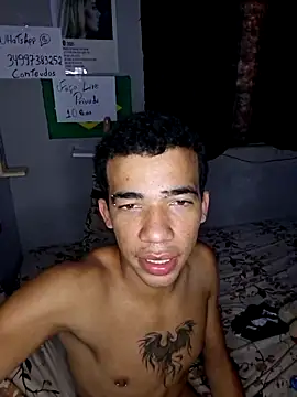 Snapshot of rafaelanaclett chatting on October 31, 2025, 8:43 pm rafaelanaclett online show from October 31, 2025, 8:43 pm