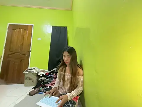 Snapshot of kittyhugecock chatting on March 2, 2026, 1:40 pm kittyhugecock online show from March 2, 2026, 1:40 pm