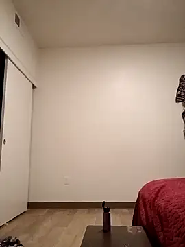 Karebearz1 online show from November 14, 2025, 10:36 am