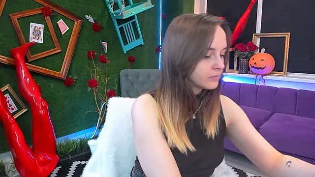 Snapshot of IreneBailey chatting on October 30, 2025, 9:33 am IreneBailey online show from October 30, 2025, 9:33 am