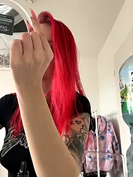 kimkatyrides online show from November 4, 2025, 8:35 am