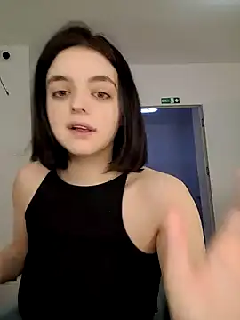 SidneyPuff online show from March 13, 2026, 5:36 am