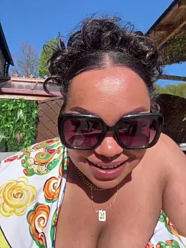 Snapshot of kennedylorel chatting on April 22, 2026, 3:35 pm kennedylorel online show from April 22, 2026, 3:35 pm
