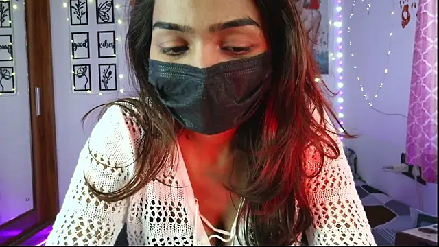 Saloni9 online show from January 15, 2026, 4:39 am