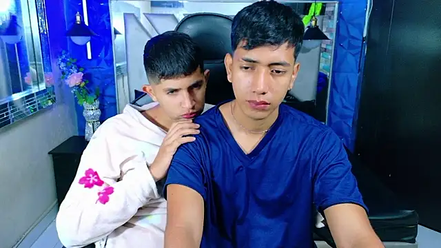 Snapshot of darwinandbrayann chatting on January 12, 2026, 3:34 am darwinandbrayann online show from January 12, 2026, 3:34 am