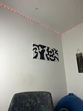 SHAILABROWN online show from October 31, 2025, 7:48 pm