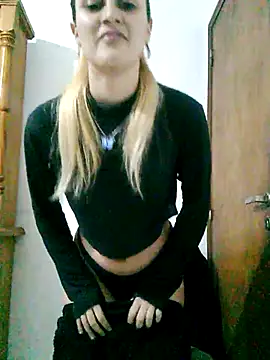 Snapshot of larubia_arg chatting on November 6, 2025, 3:51 am larubia arg online show from November 6, 2025, 3:51 am