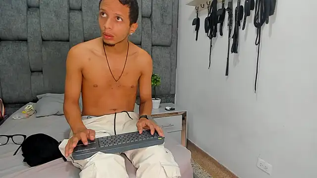 DamianandEva online show from March 28, 2026, 12:49 pm