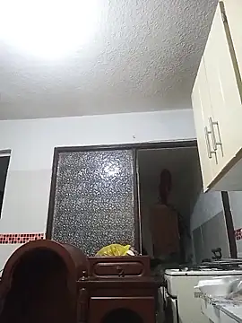 MaryRoze  online show from March 27, 2026, 11:59 pm