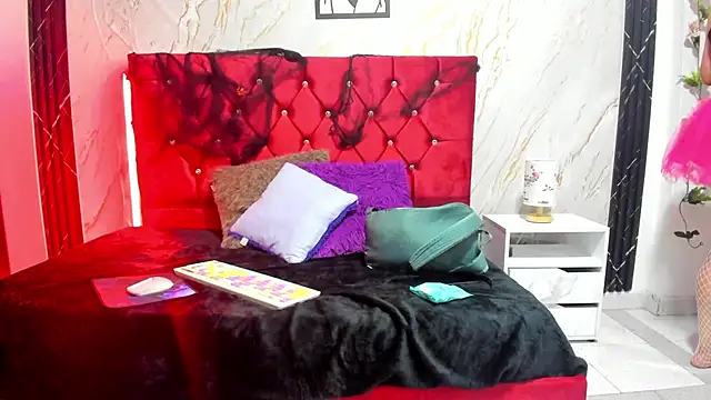 Ambermistsh online show from October 31, 2025, 12:17 pm