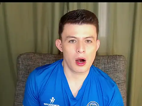 Snapshot of MARCUS_FIRE chatting on November 6, 2025, 8:32 pm MARCUS FIRE online show from November 6, 2025, 8:32 pm