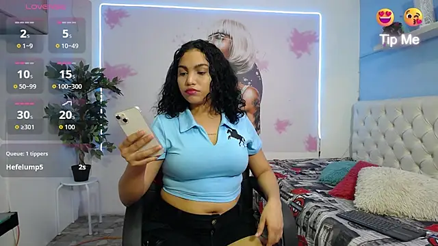 Snapshot of valeria_martinez19 chatting on May 17, 2026, 3:15 am valeria martinez19 online show from May 17, 2026, 3:15 am