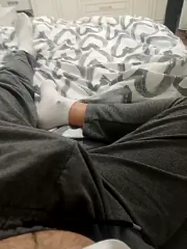 expenser37 online show from November 16, 2025, 12:05 am