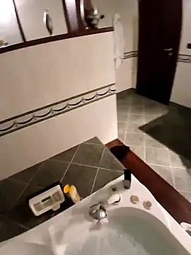 pino870 online show from December 18, 2025, 11:55 pm