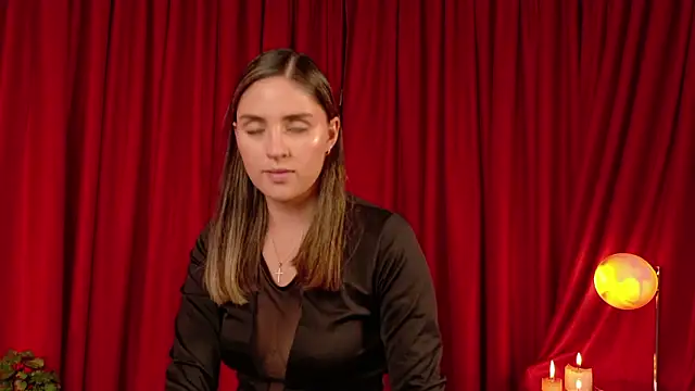 VictoriaNova  online show from March 24, 2026, 8:47 pm