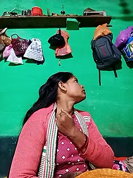 Sangita k online show from November 17, 2025, 2:34 pm