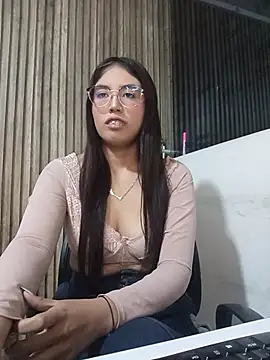 Valk submissive online show from March 10, 2026, 5:34 am