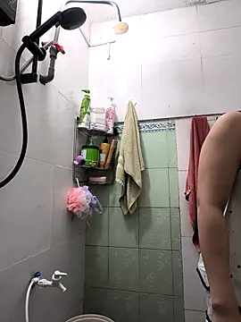 Okleotina9 online show from April 11, 2026, 4:39 am