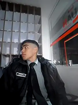 sweet dirty boy online show from November 7, 2025, 7:30 am