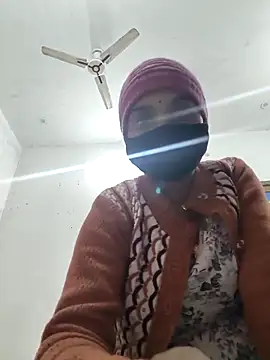 Cute Arushi online show from December 22, 2025, 6:38 pm