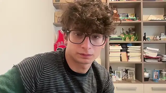 ldekfeklfmkemfk online show from November 22, 2025, 3:22 pm