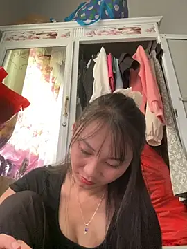 Amino-Suca online show from October 31, 2025, 4:24 am