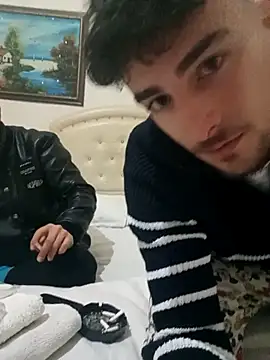 yasinesra757  online show from February 22, 2026, 12:56 am