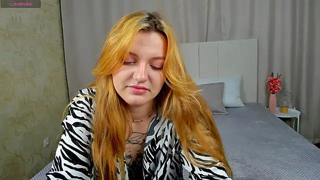 AnnaXPeach online show from November 7, 2025, 12:32 am