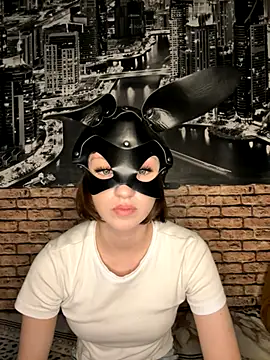 bunnyria1 online show from November 4, 2025, 3:22 pm