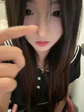 minnie566 online show from December 5, 2025, 6:11 am