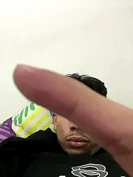 starboy2812 online show from November 25, 2025, 2:22 am