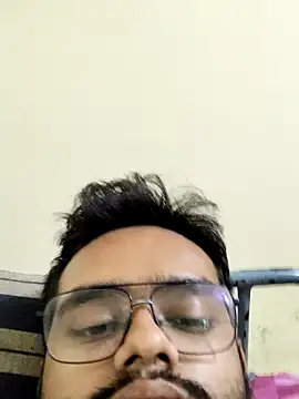 unknownman697856 online show from November 23, 2025, 11:54 am