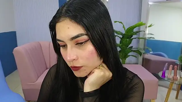 amy lovelydoll online show from May 4, 2026, 7:10 pm