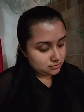 CurvyNoir online show from December 20, 2025, 4:47 pm