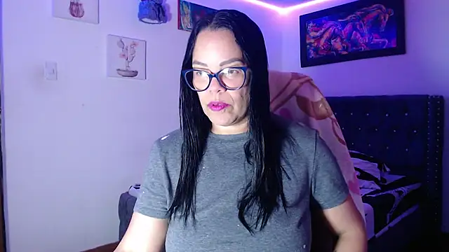 sofia lopez70 online show from November 23, 2025, 7:35 pm