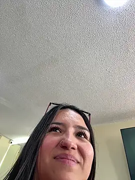 Snapshot of Samantha_firee chatting on April 29, 2026, 5:30 pm Samantha firee online show from April 29, 2026, 5:30 pm