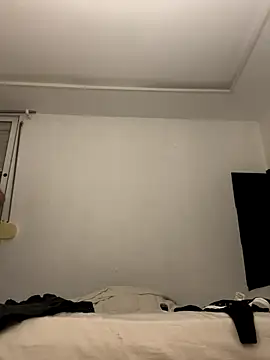 Zaskeee online show from October 31, 2025, 1:50 am