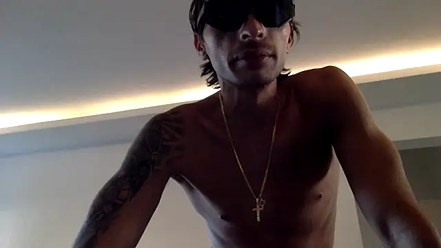 Zaskeee online show from November 2, 2025, 4:53 pm