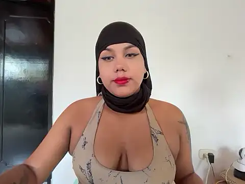 Snapshot of kadira6_ chatting on January 8, 2026, 1:02 pm kadira6 online show from January 8, 2026, 1:02 pm