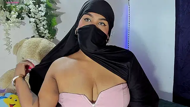 Snapshot of kadira6_ chatting on February 6, 2026, 12:19 pm kadira6 online show from February 6, 2026, 12:19 pm