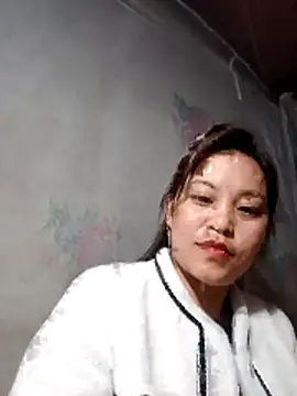 Snapshot of Alice-567 chatting on February 7, 2026, 10:02 pm Alice-567 online show from February 7, 2026, 10:02 pm