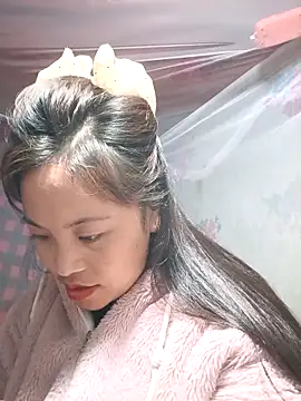 Snapshot of Alice-567 chatting on February 9, 2026, 2:04 am Alice-567 online show from February 9, 2026, 2:04 am