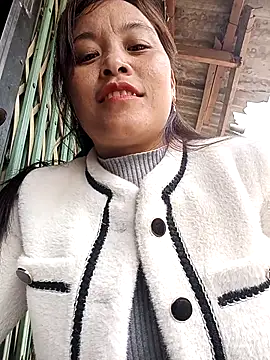 Snapshot of Alice-567 chatting on February 11, 2026, 7:13 am Alice-567 online show from February 11, 2026, 7:13 am