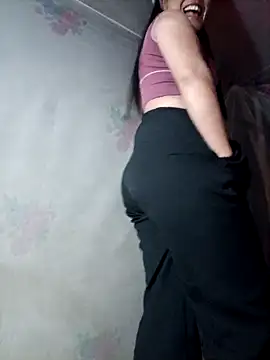 Snapshot of Alice-567 chatting on February 28, 2026, 11:44 am Alice-567 online show from February 28, 2026, 11:44 am