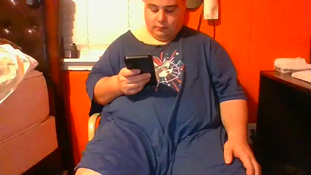 Snapshot of Theo269 chatting on March 14, 2026, 2:39 am Theo269 online show from March 14, 2026, 2:39 am