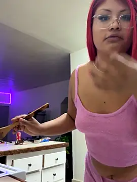 Naughtynessaa online show from November 5, 2025, 4:51 pm