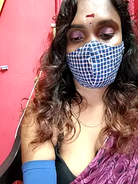 Queen-dhivya online show from December 1, 2025, 4:01 pm