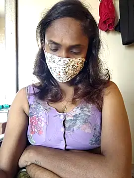 Queen-dhivya online show from March 6, 2026, 7:05 am